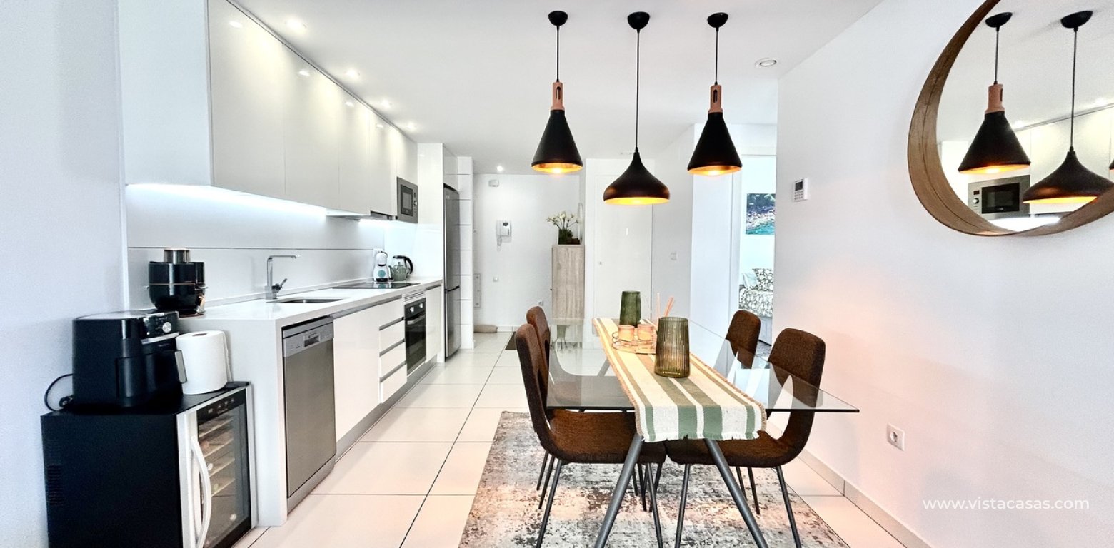 Resale - Apartment - Villamartin