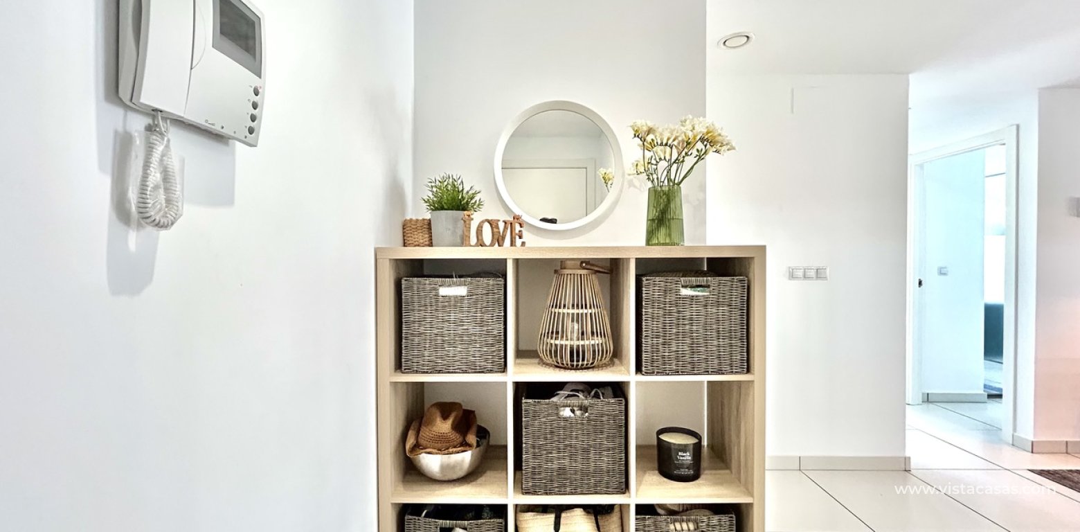 Resale - Apartment - Villamartin