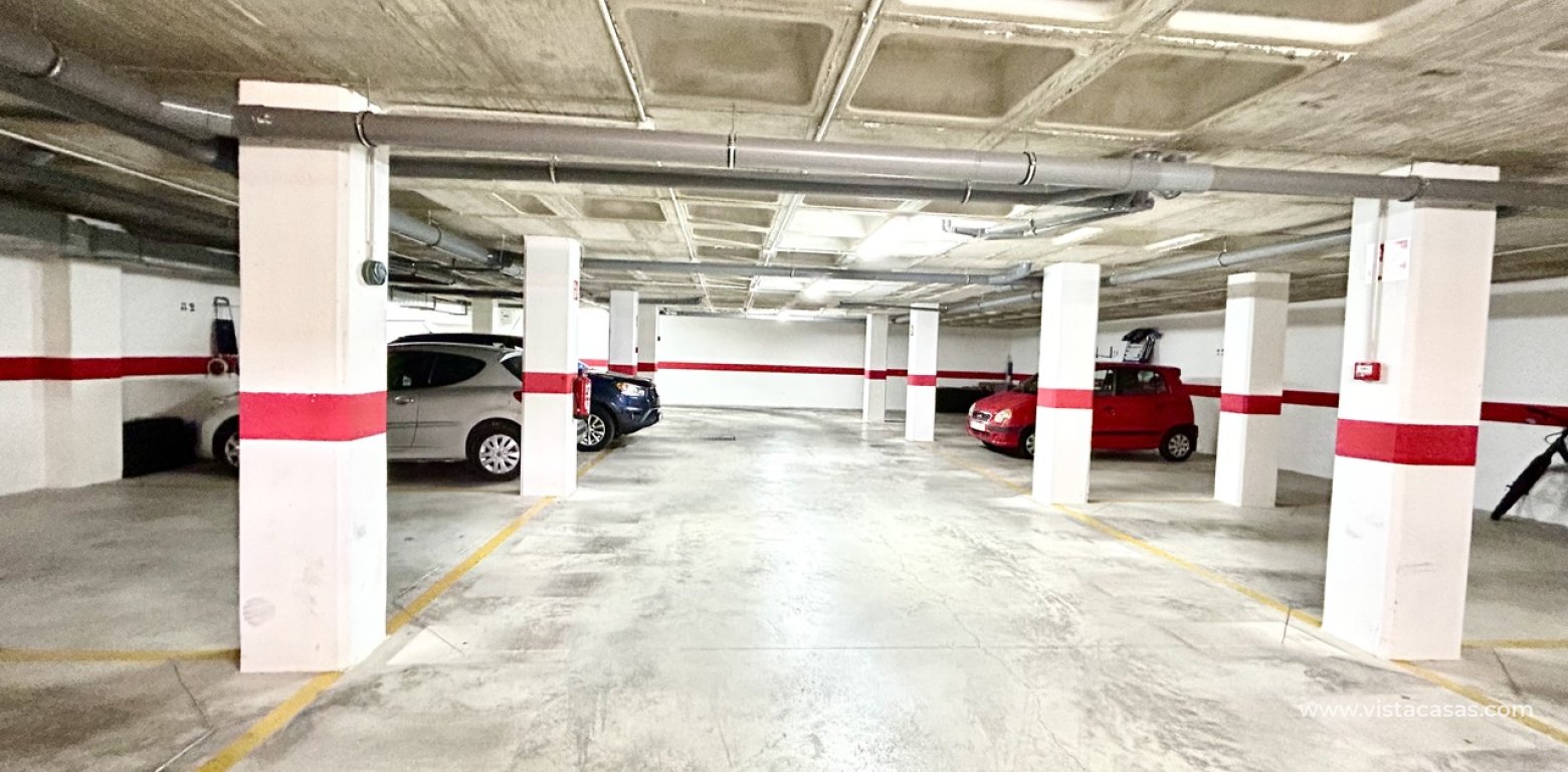 Resale - Apartment - Villamartin