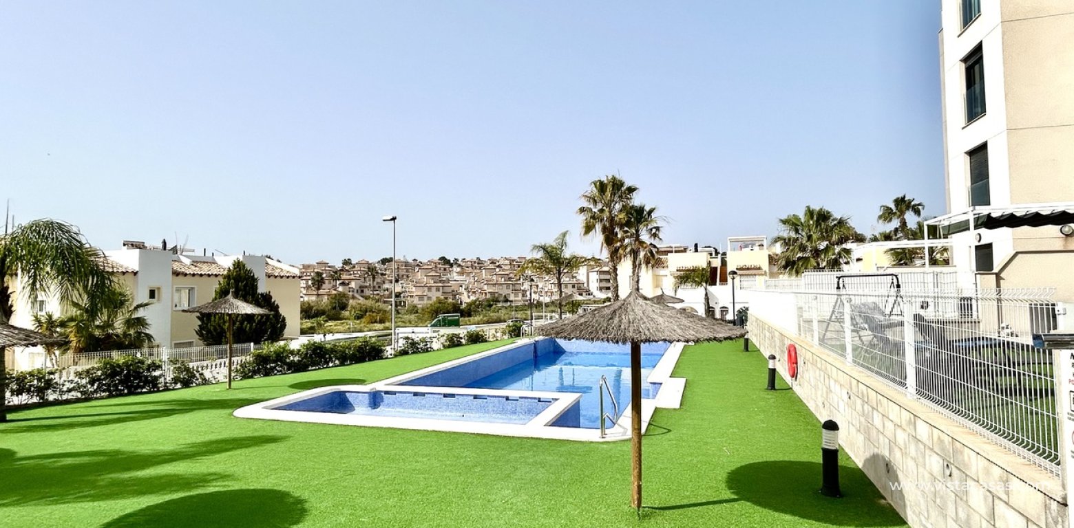 Resale - Apartment - Villamartin