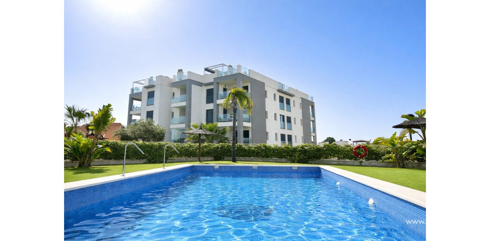 Resale - Apartment - Villamartin