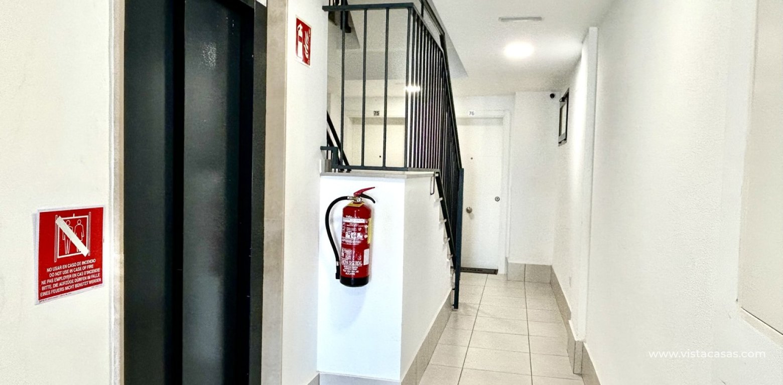 Resale - Apartment - Villamartin