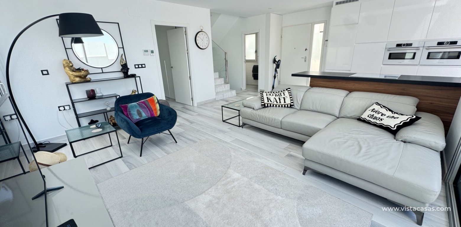 Resale - Villa - Cabo Roig