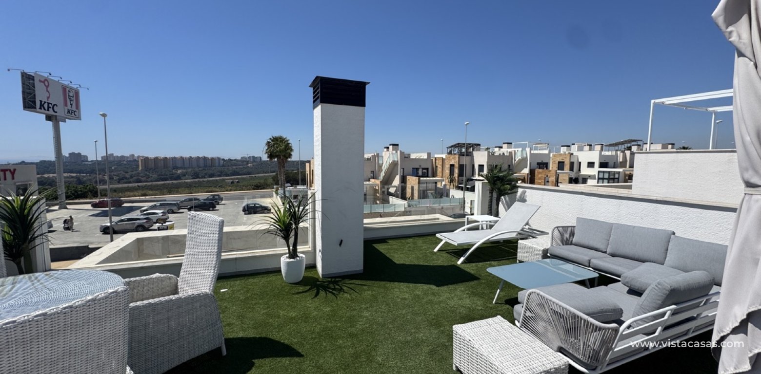 Resale - Villa - Cabo Roig