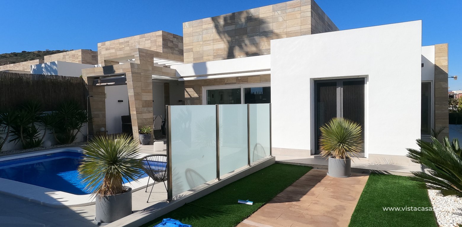 Sale - Villa - Algorfa - La Finca Golf Resort