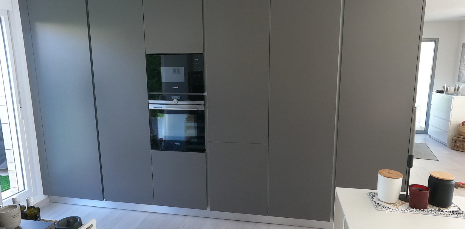 Sale - Villa - Algorfa - La Finca Golf Resort