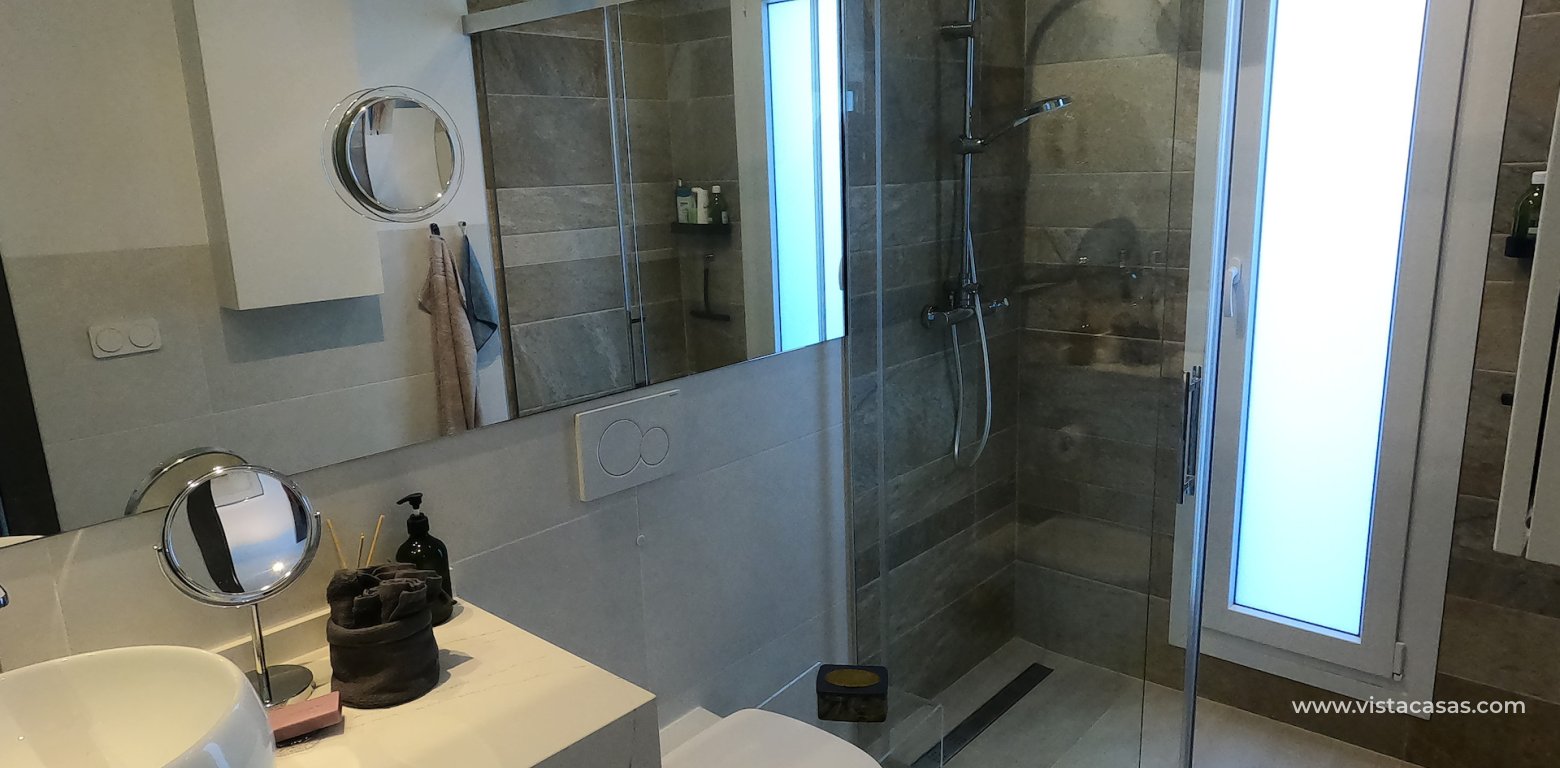 Sale - Villa - Algorfa - La Finca Golf Resort