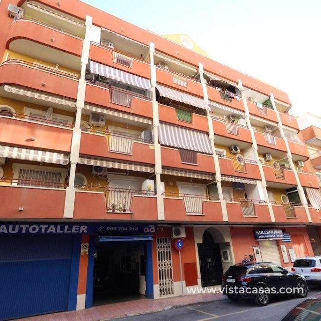 Appartement - Sale - Torrevieja - Torrevieja
