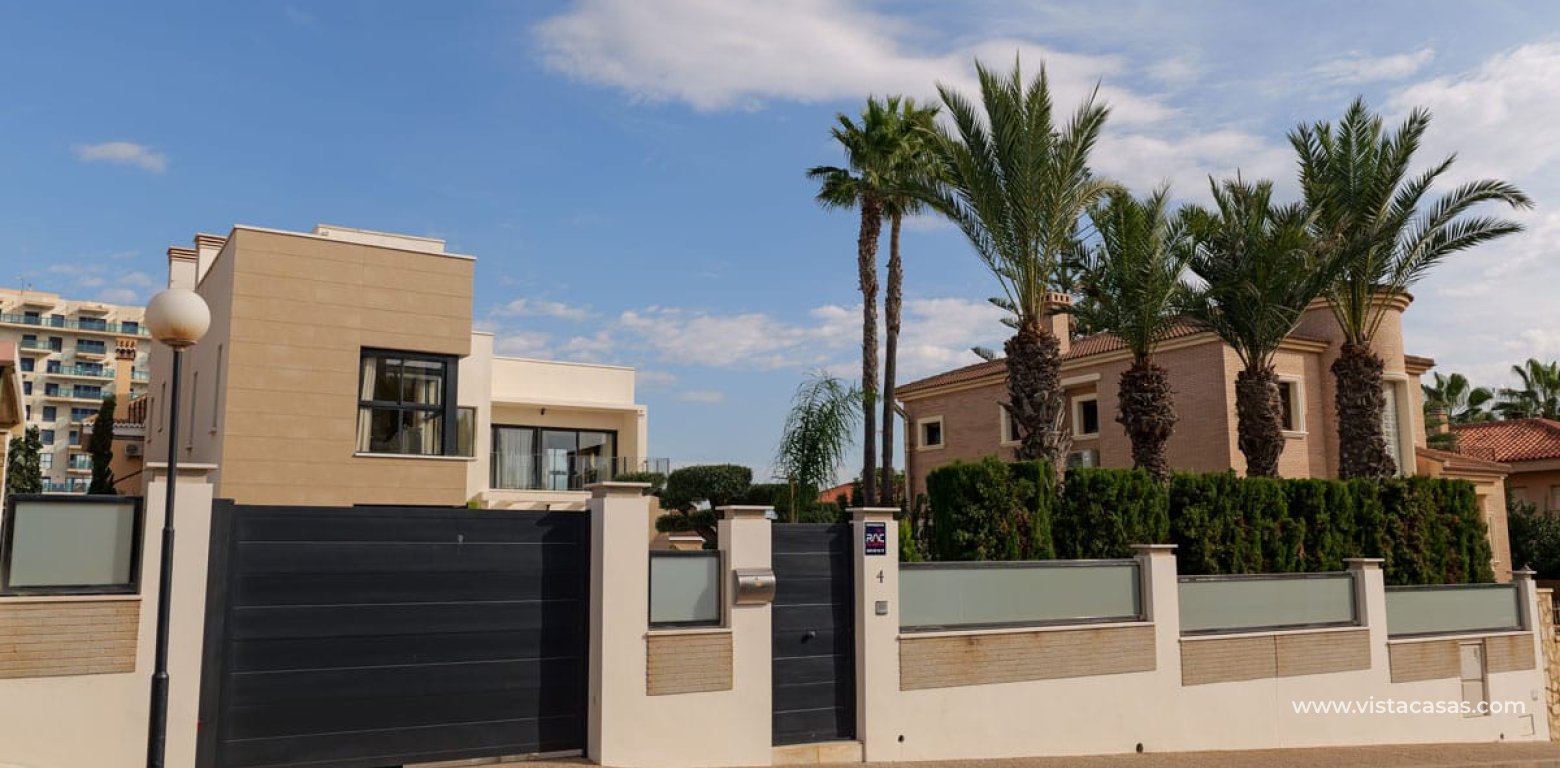 New Build - Villa - Torrevieja