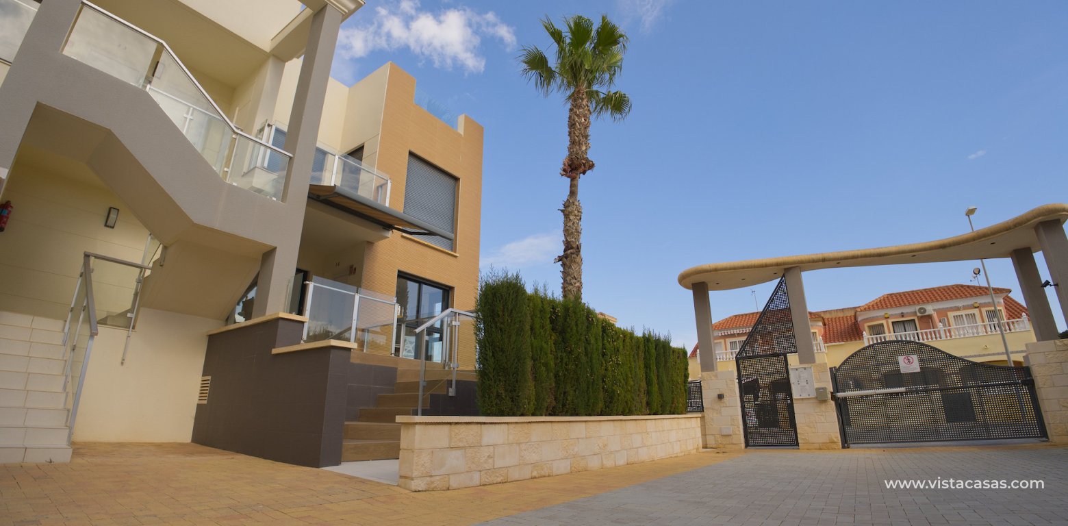 Sale - Townhouse - La Zenia