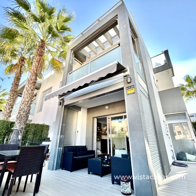 Appartement - Sale - Punta Prima - Punta Prima