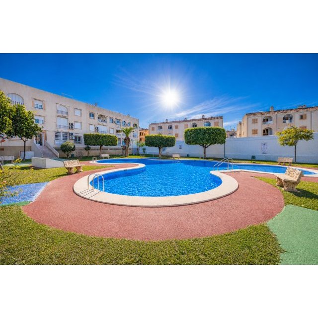 Appartement - Sale - Torrevieja - Torrevieja