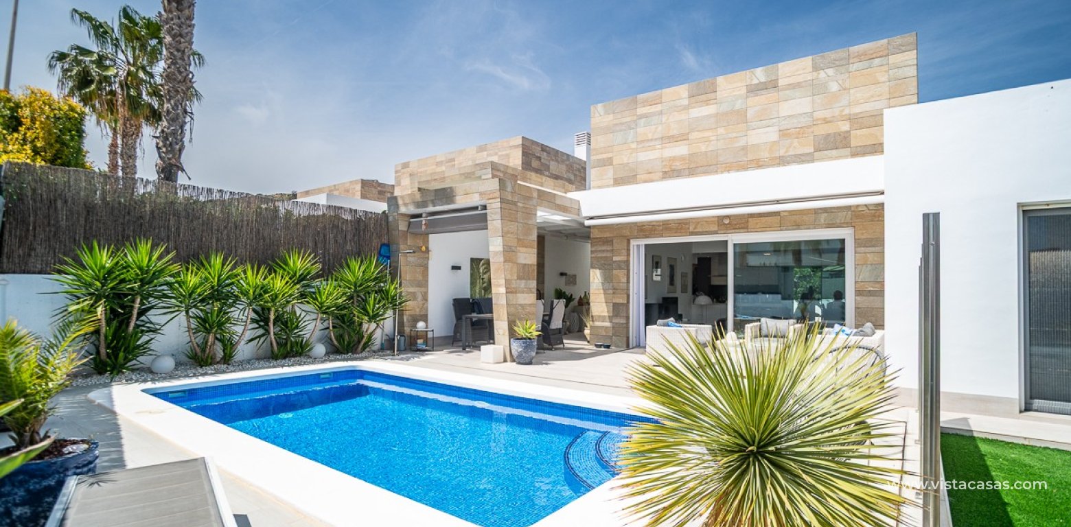 Sale - Villa - Algorfa - La Finca Golf Resort