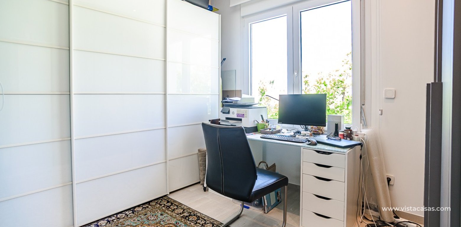 Sale - Villa - Algorfa - La Finca Golf Resort