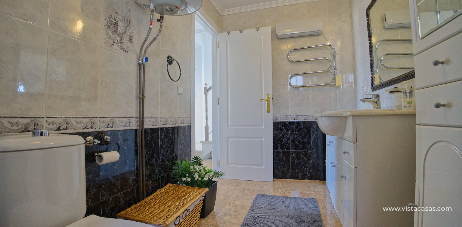 Sale - Villa - Torrevieja