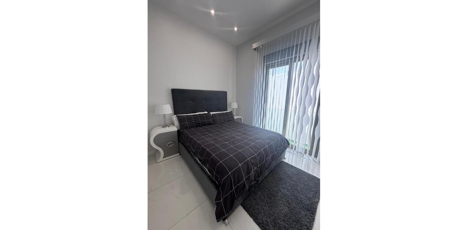 Sale - Villa - Villamartin - 