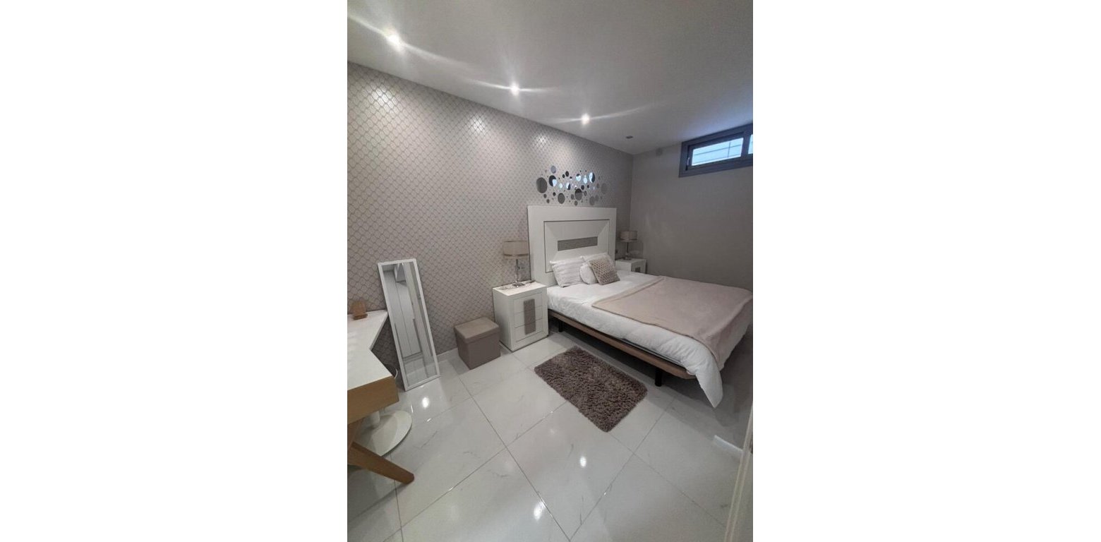 Sale - Villa - Villamartin - 