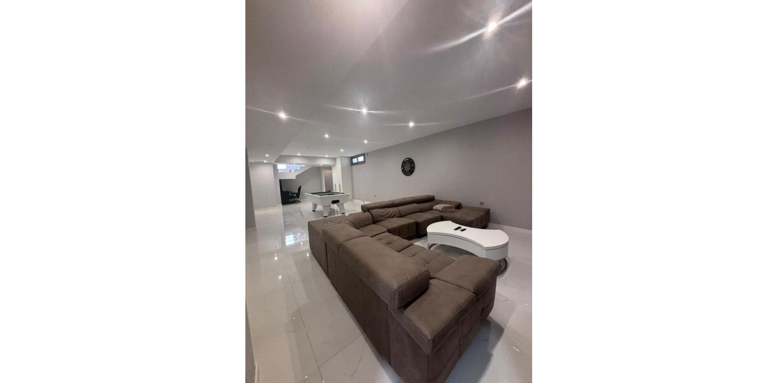 Sale - Villa - Villamartin - 