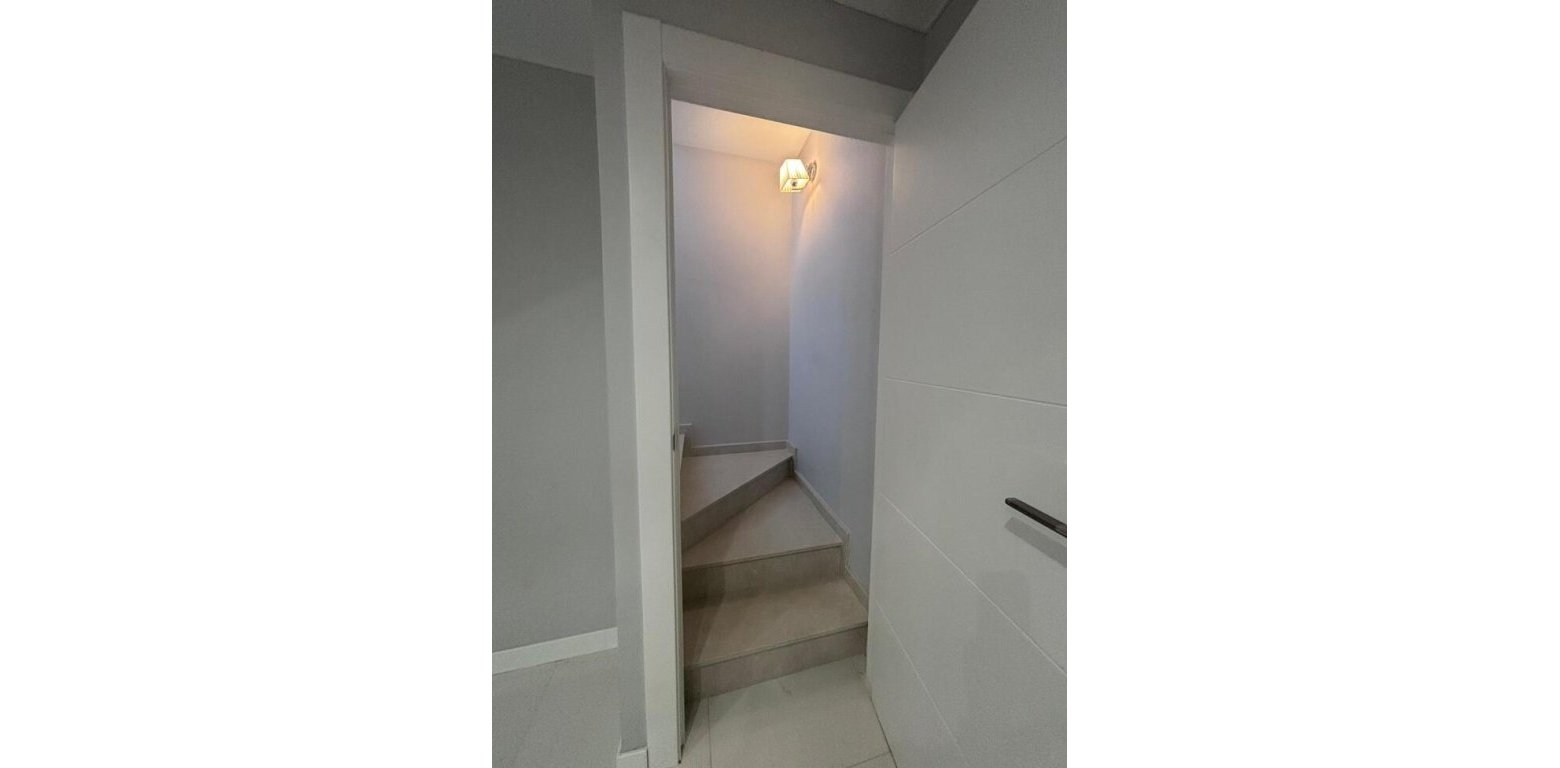 Sale - Villa - Villamartin - 