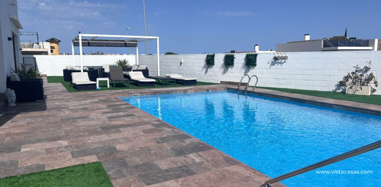 Sale - Villa - Villamartin - 