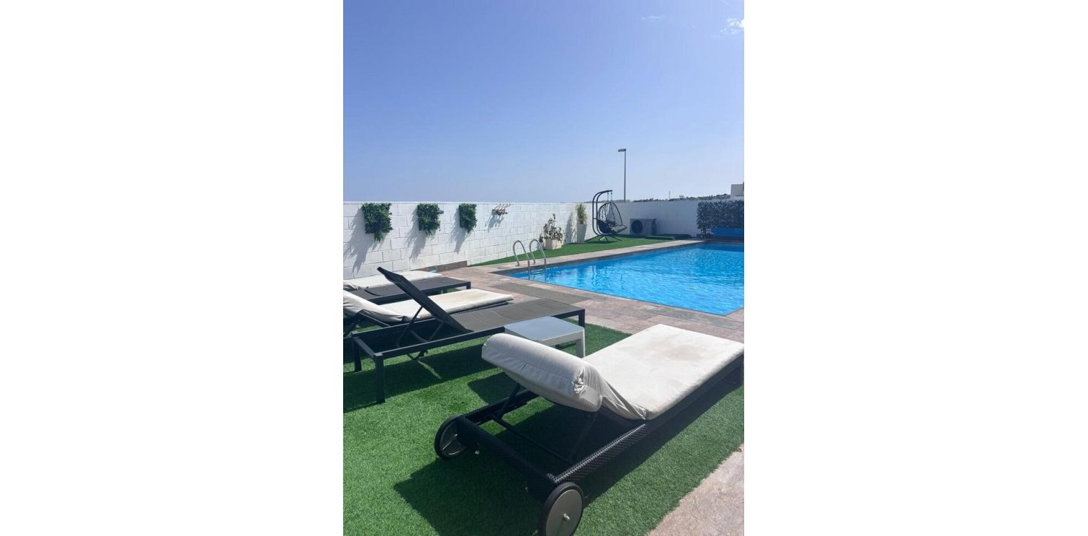 Sale - Villa - Villamartin - 