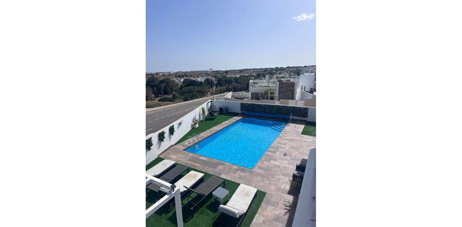 Sale - Villa - Villamartin - 