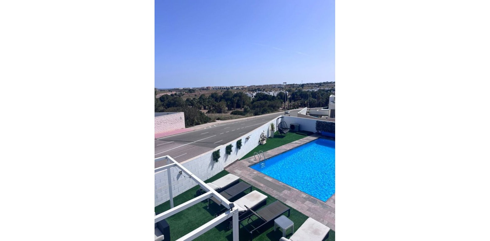 Sale - Villa - Villamartin - 
