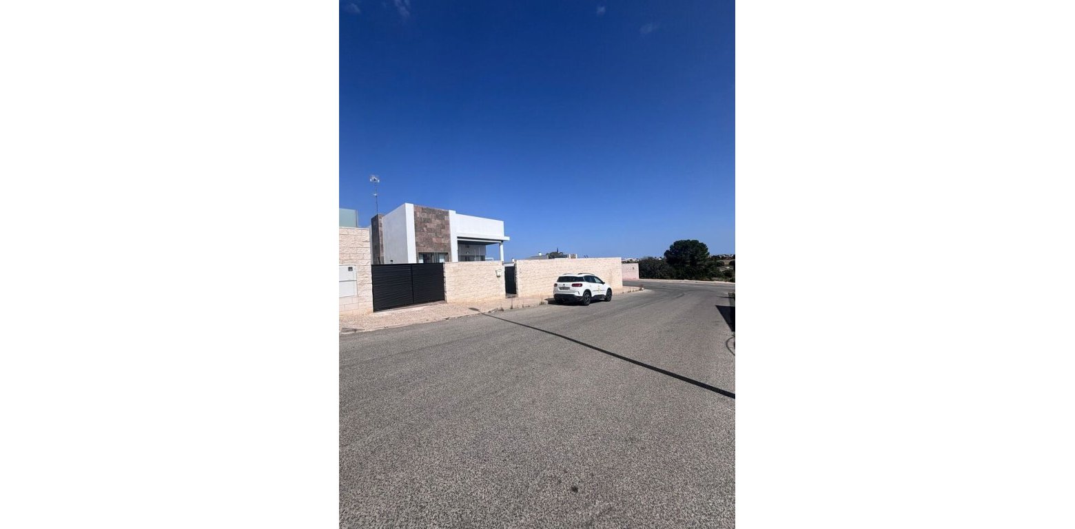 Sale - Villa - Villamartin - 