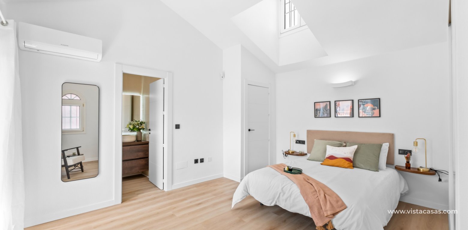 Sale - Townhouse - Villamartin