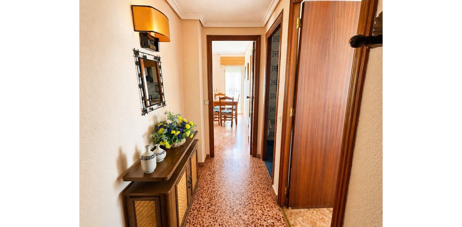 Resale - Apartment - Torrevieja - La Mata