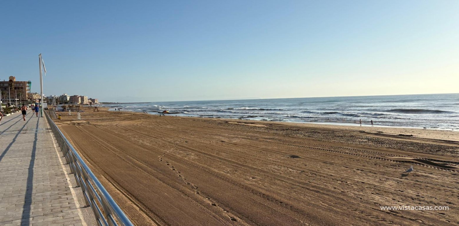 Resale - Apartment - Torrevieja - La Mata