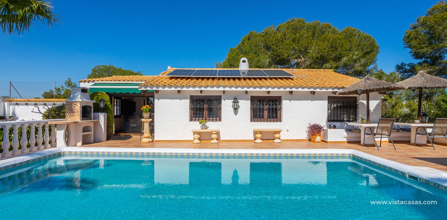 Resale - Villa - Cabo Roig