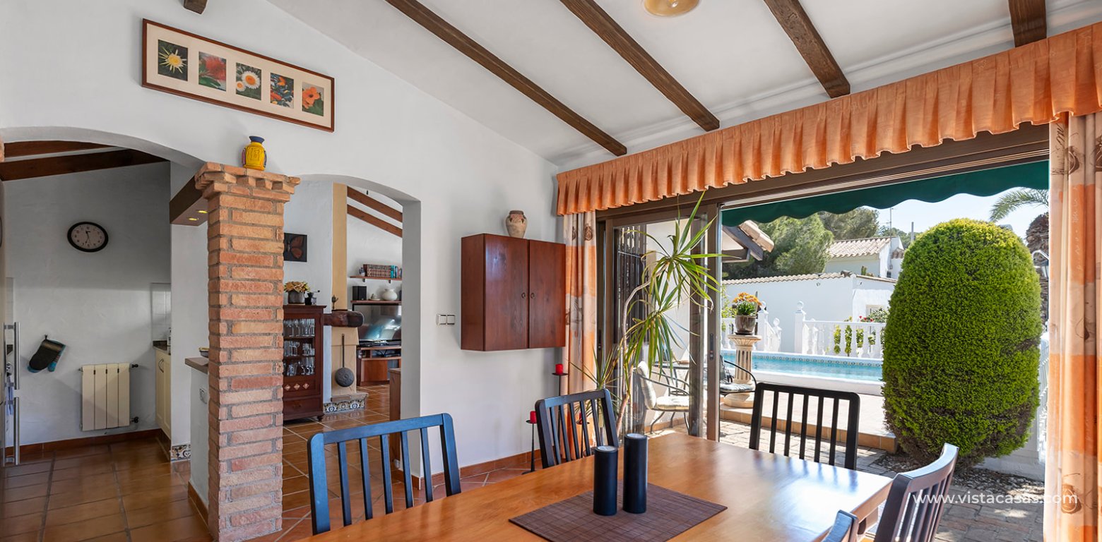 Resale - Villa - Cabo Roig