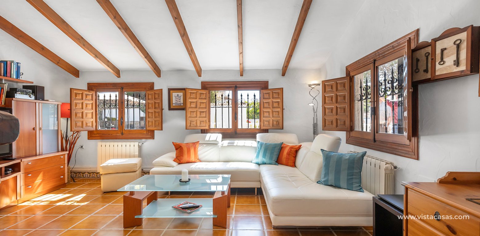 Resale - Villa - Cabo Roig