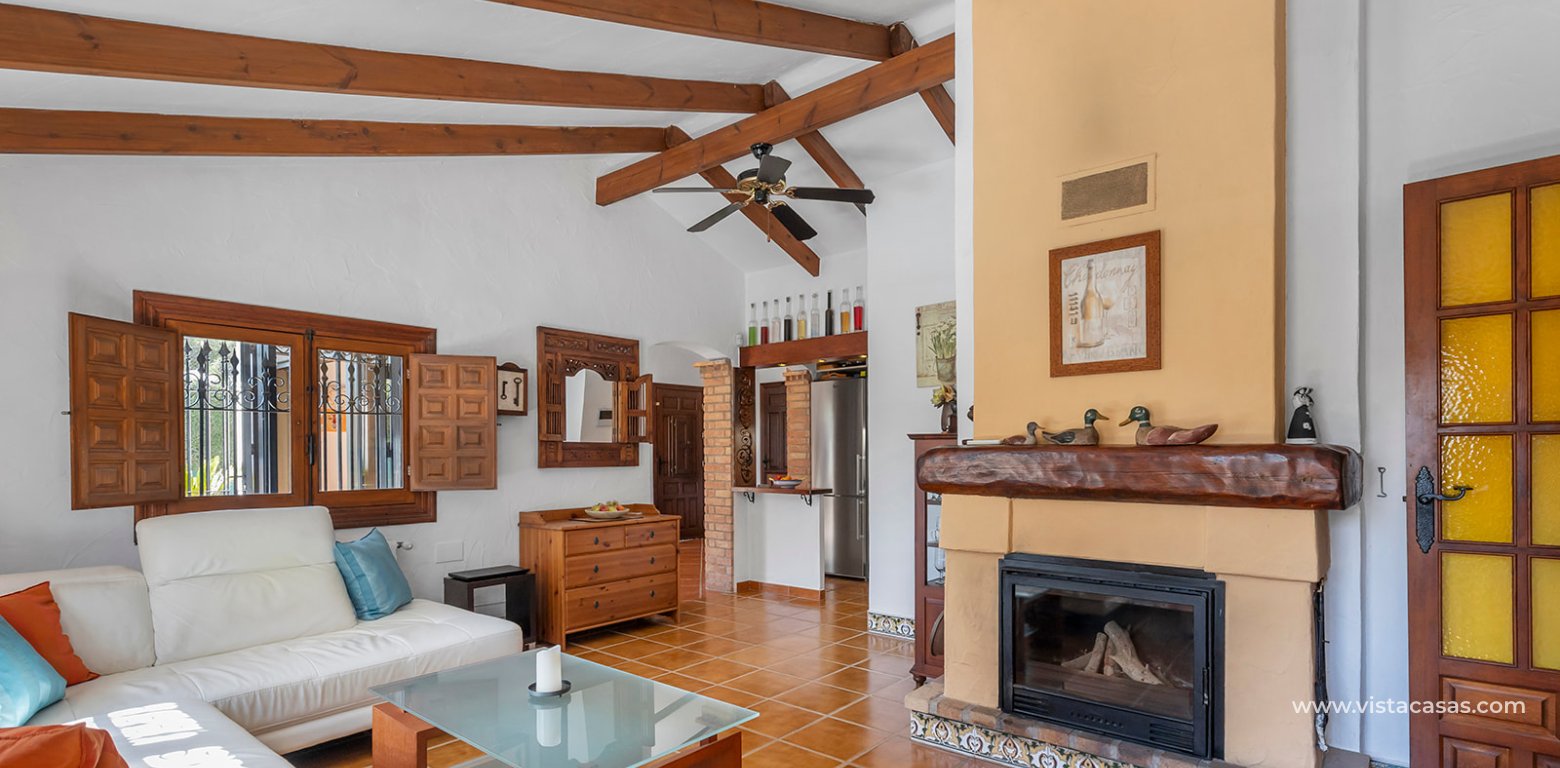 Resale - Villa - Cabo Roig