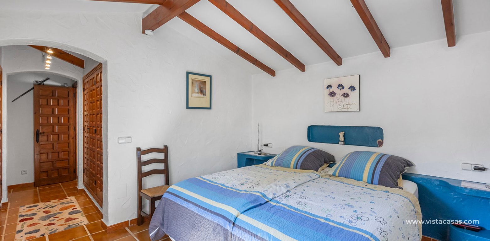Resale - Villa - Cabo Roig