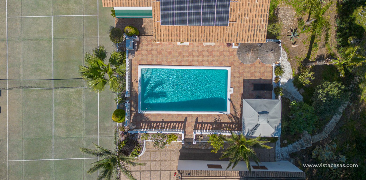 Resale - Villa - Cabo Roig