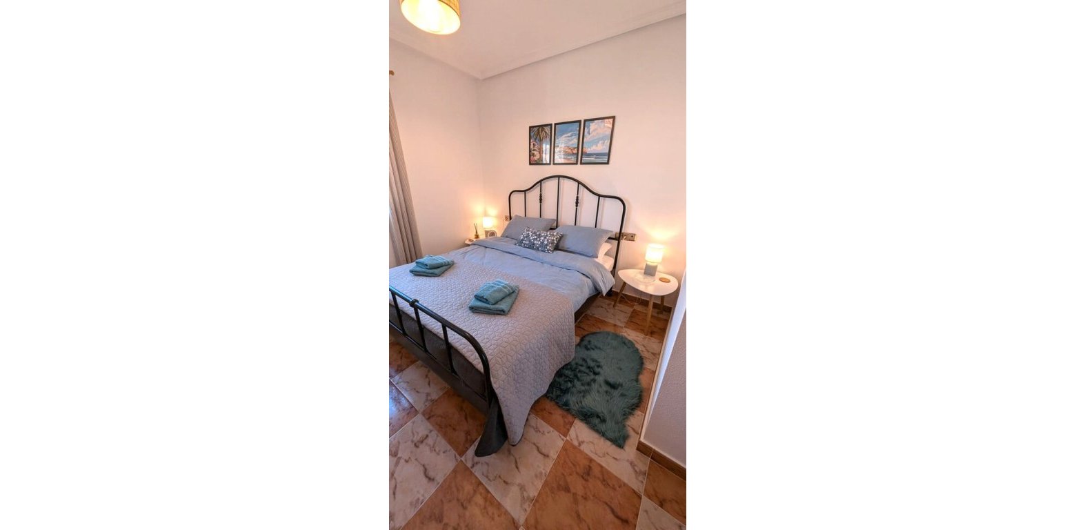 Resale - Apartment - Villamartin