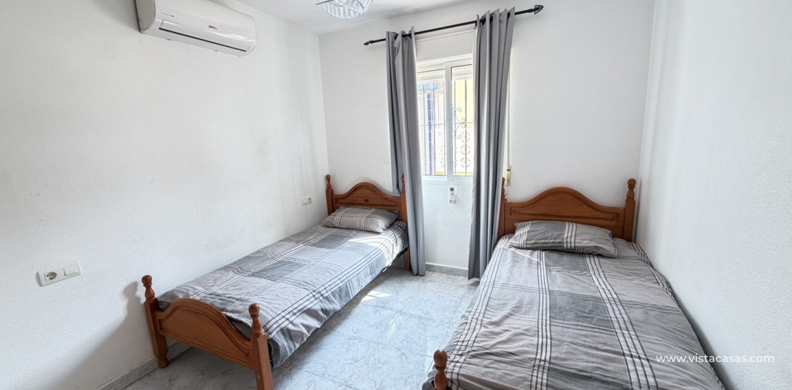 Resale - Villa - Villamartin