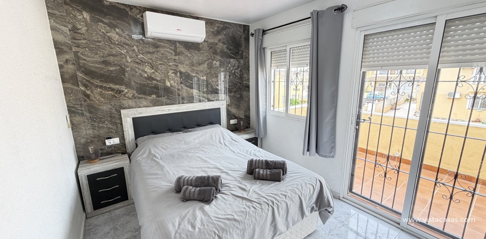 Resale - Villa - Villamartin