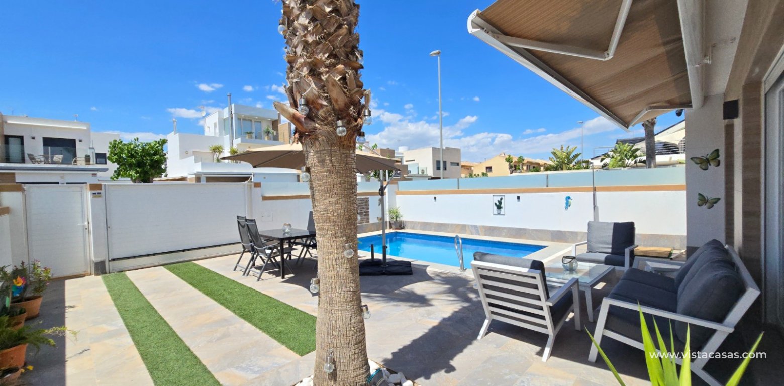 Sale - Villa - Pilar de la Horadada