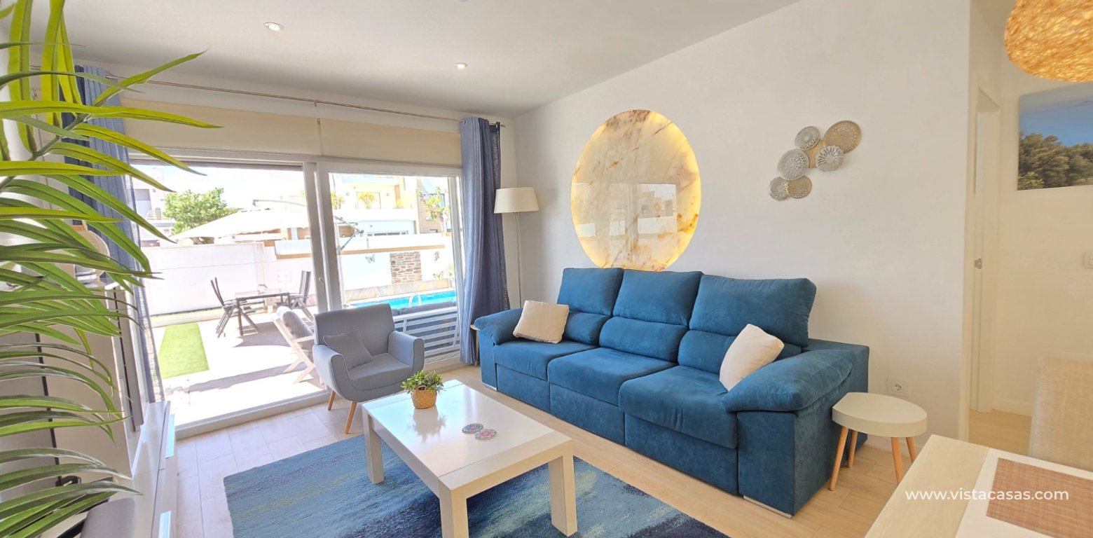 Sale - Villa - Pilar de la Horadada