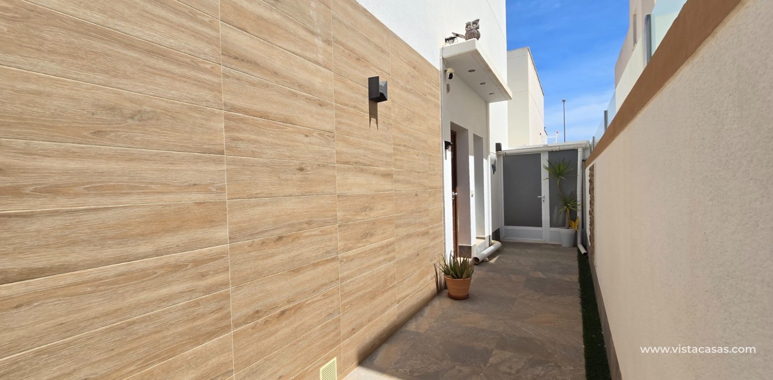 Sale - Villa - Pilar de la Horadada