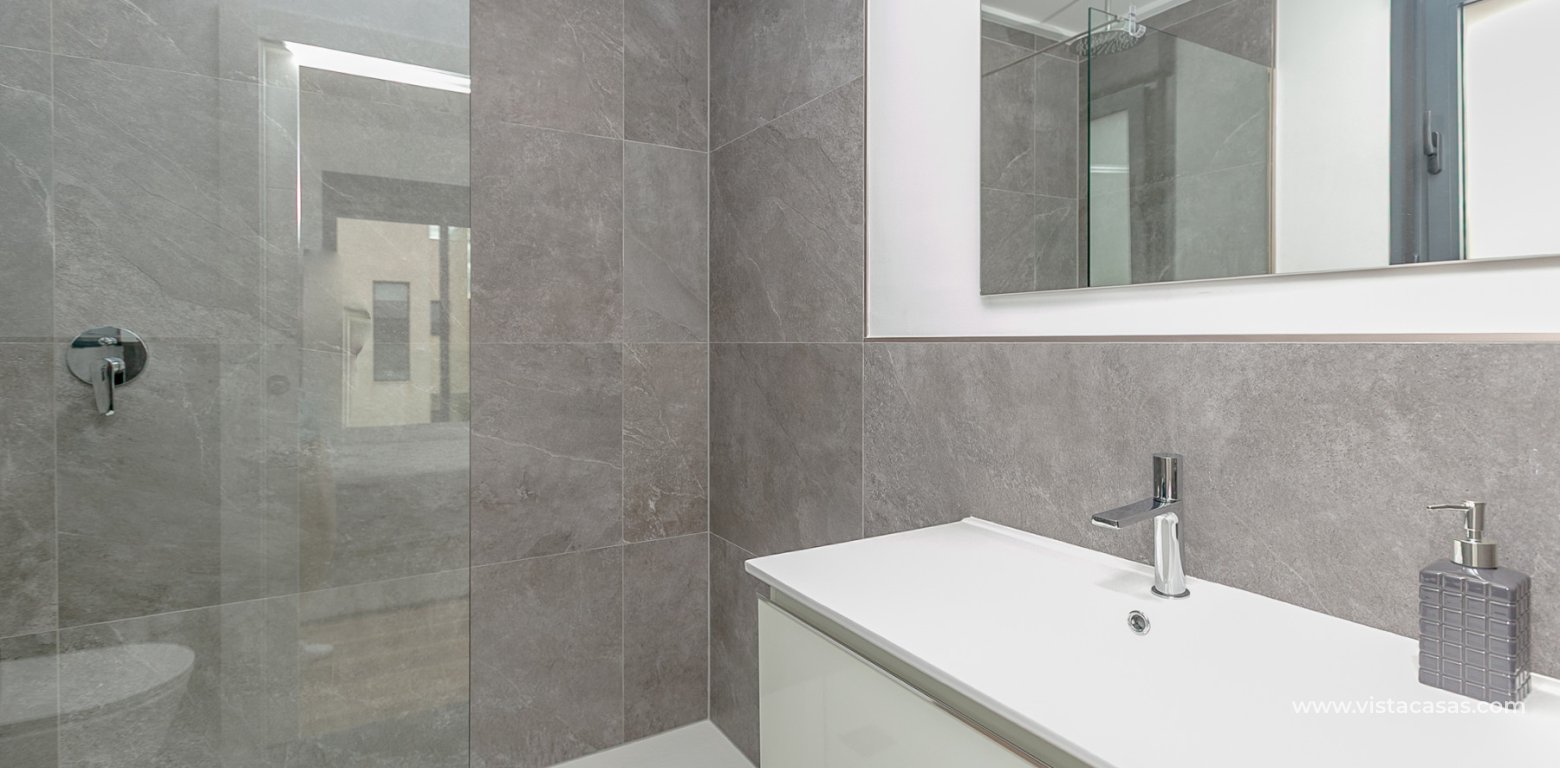 Venta - Chalet - Los Montesinos