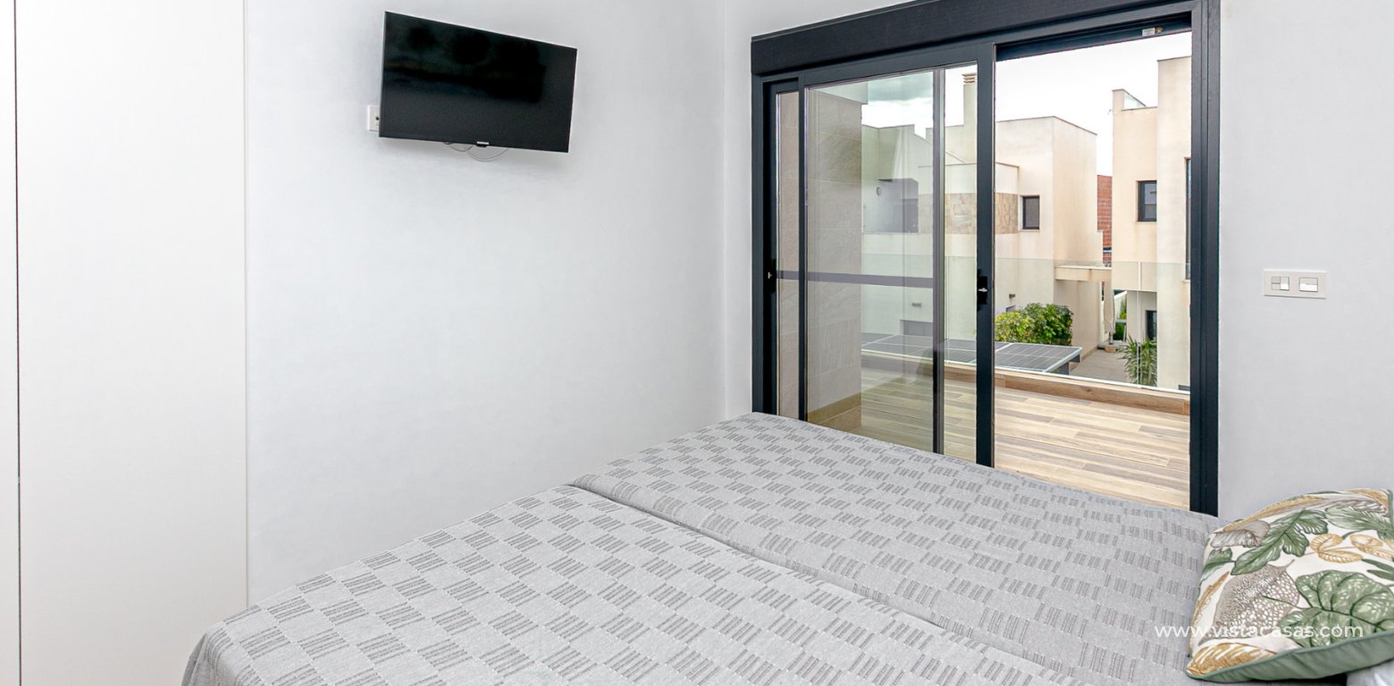 Venta - Chalet - Los Montesinos