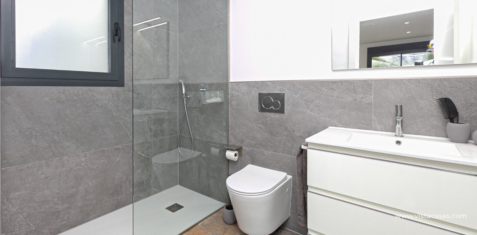 Venta - Chalet - Los Montesinos