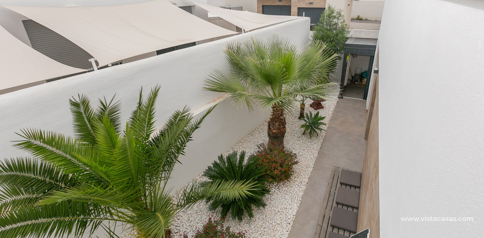Venta - Chalet - Los Montesinos