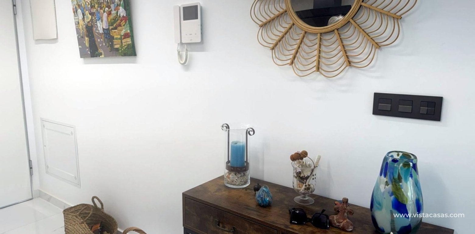 Resale - Apartment - El Raso