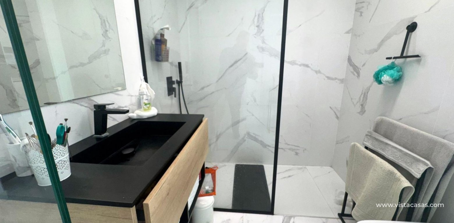 Resale - Apartment - El Raso