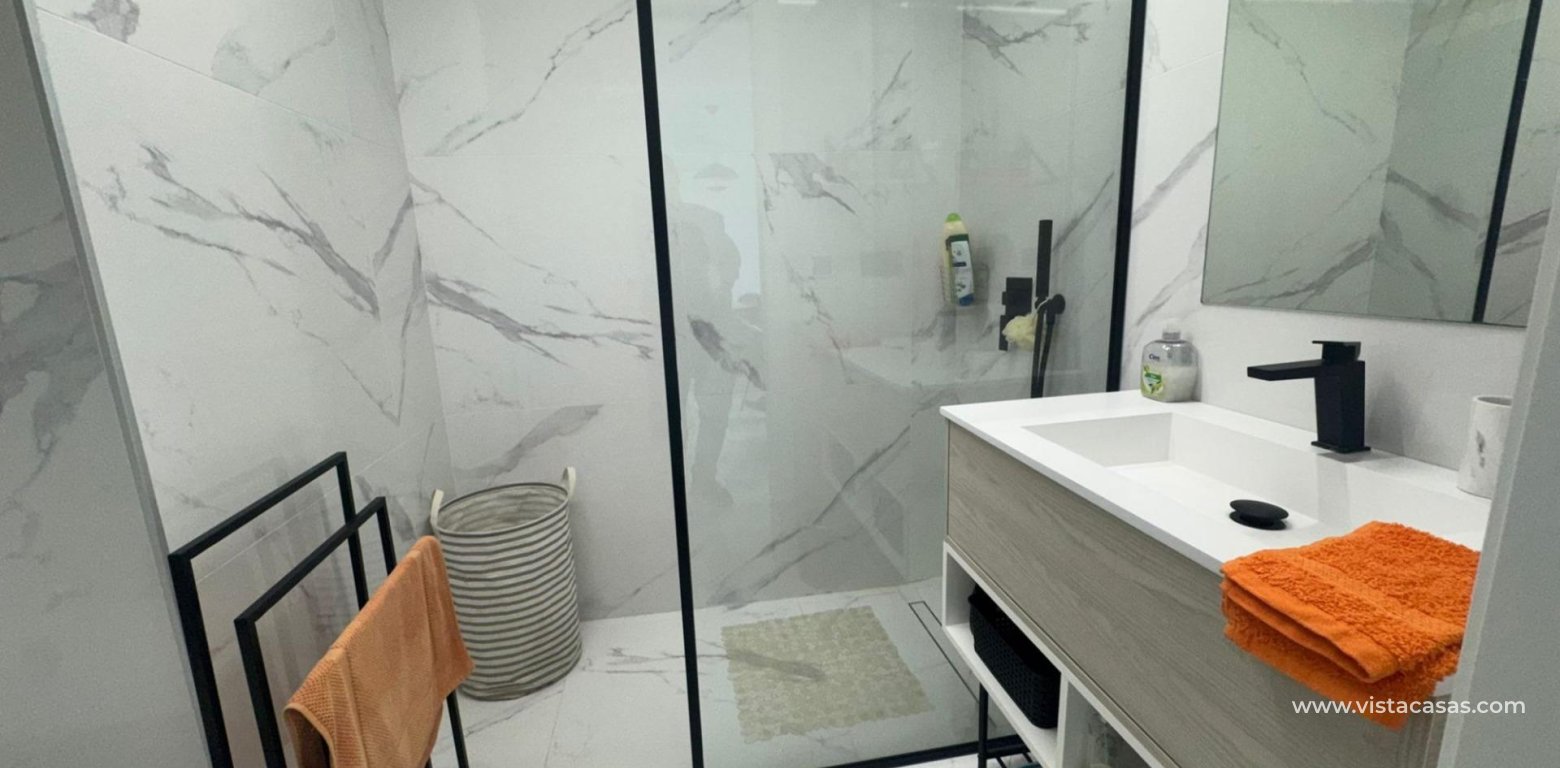 Resale - Apartment - El Raso
